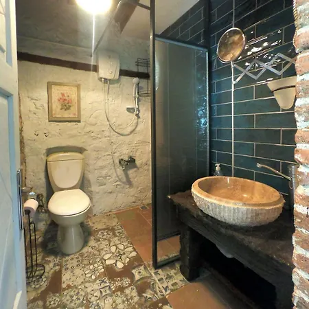 Stone Greek House - Center- Muestakil Ev 펜션