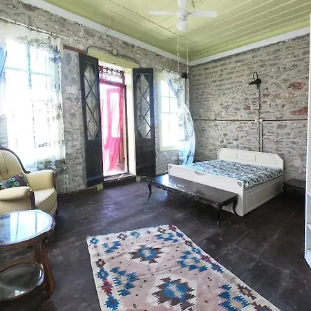 펜션 Stone Greek House - Center- Muestakil Ev Ayvalı